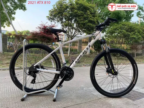 Xe đạp Giant ATX 810 Màu Trắng 2021