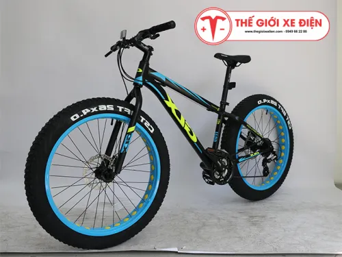 Xe đạp GLX CST BFT 26x4.0 Mới nhất màu đen xanh